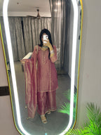 Tissue Suit pink